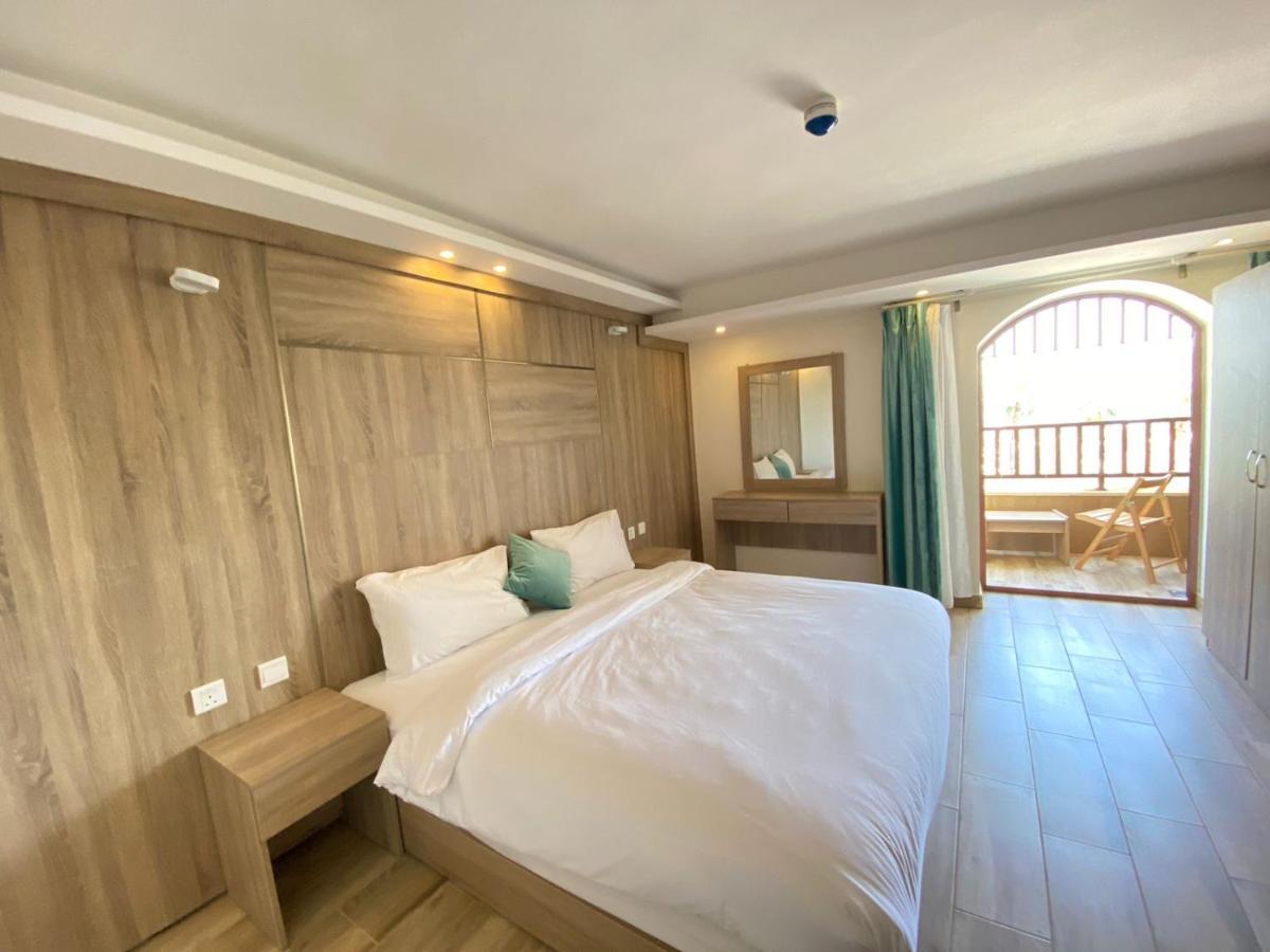 Castle Beach Hotel Aqaba Exterior photo